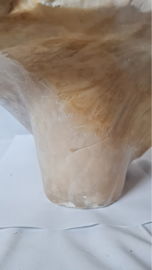 Buste de femme, attribué à R. Parent — 5