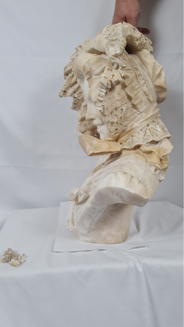 Buste de femme, attribué à R. Parent — 6