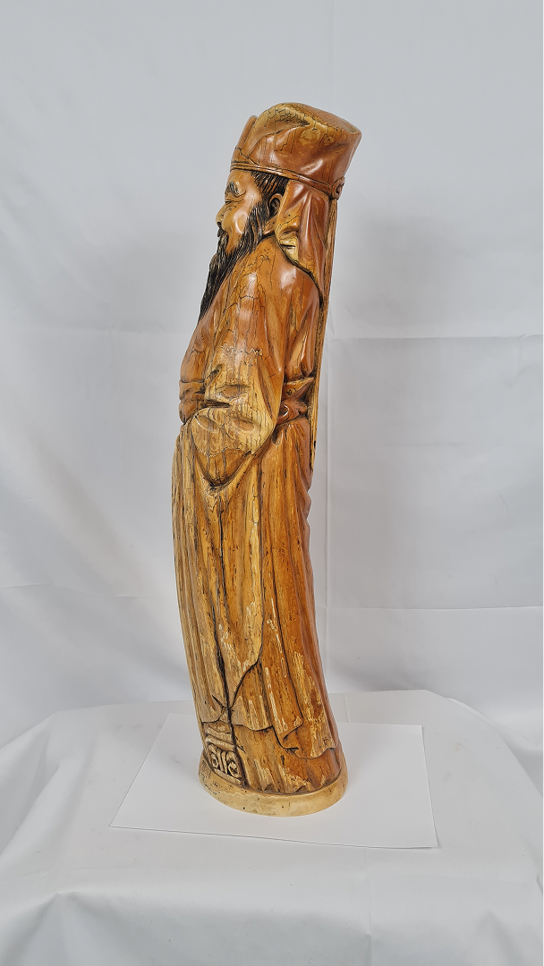 Sage rieur coiffé du bonnet des lettrés — 2