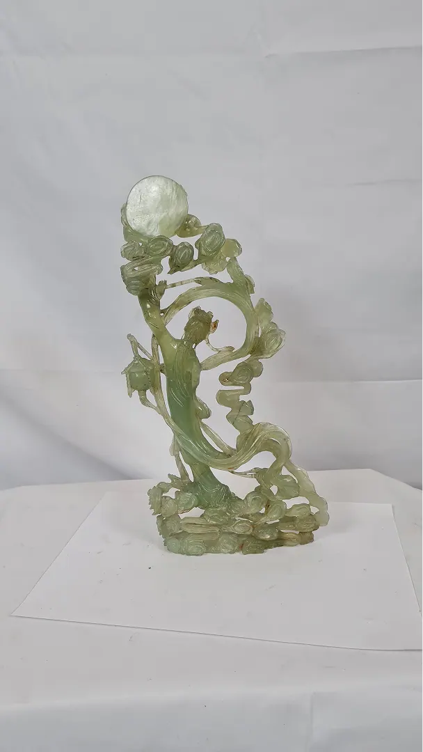 Sculpture femme chinoise