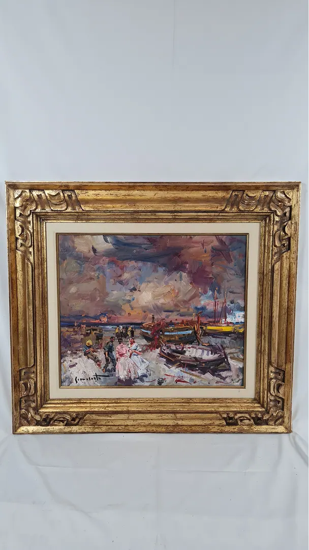 Bord de mer avec personne, pêcheur, couleur ciel rougeâtre