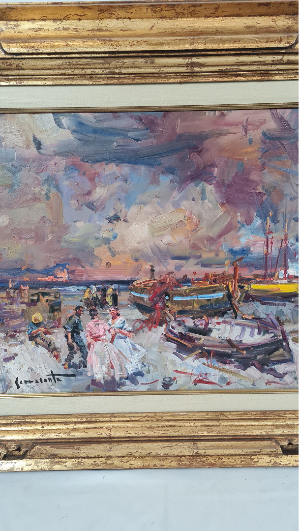 Bord de mer avec personne, pêcheur, couleur ciel rougeâtre — 2