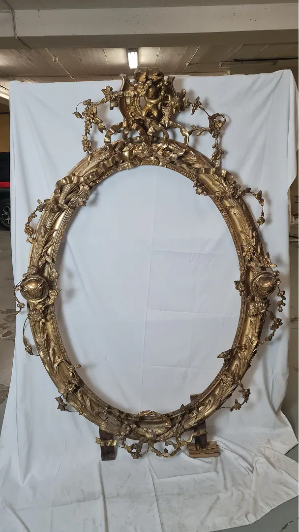 Grand cadre doré style Louis XVI