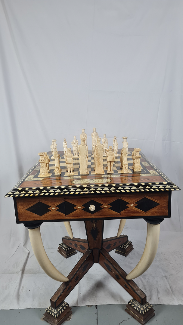 Table d'échec — 4